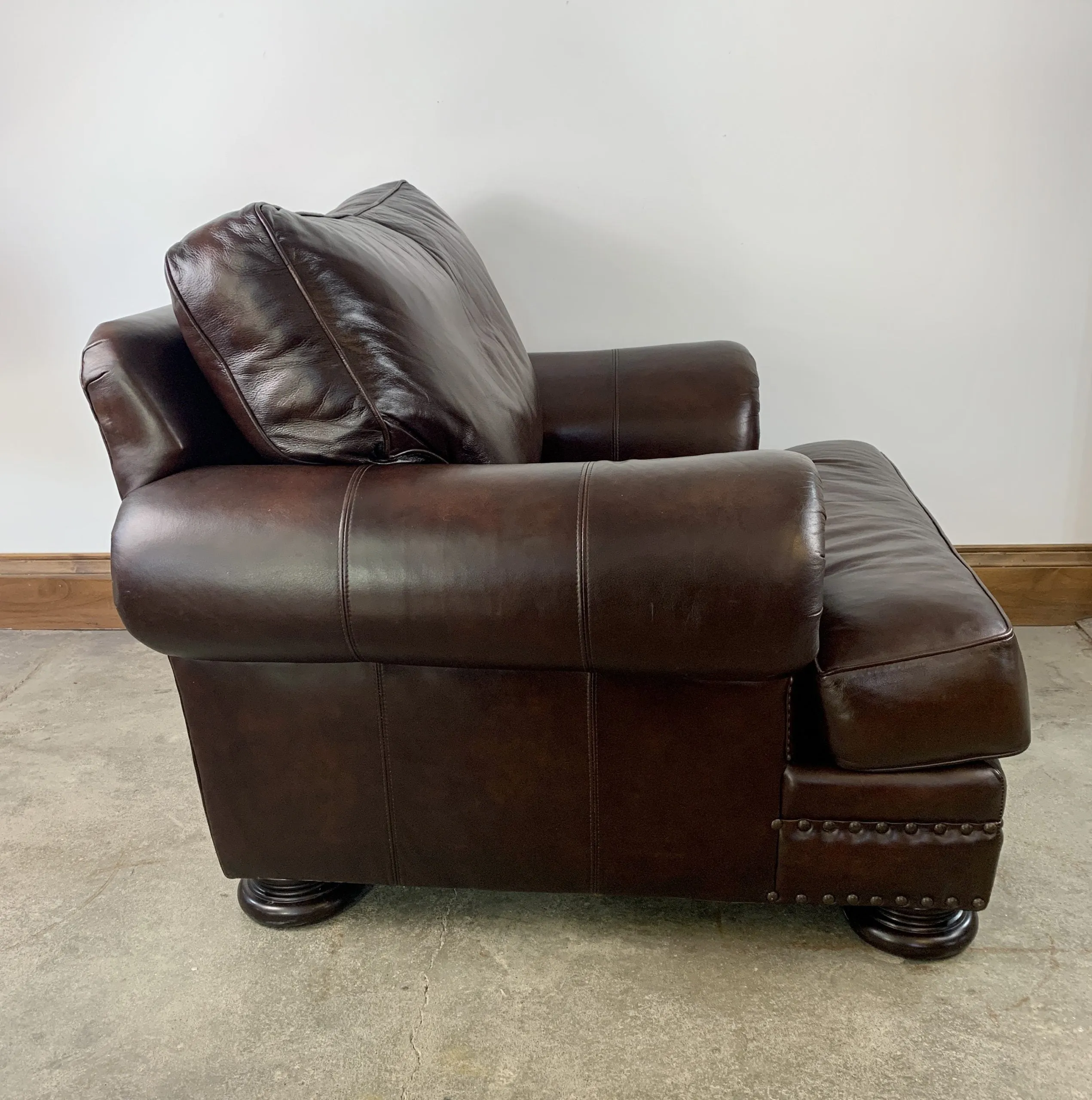 Bernhardt Leather Lounge Chair in Brown, Large