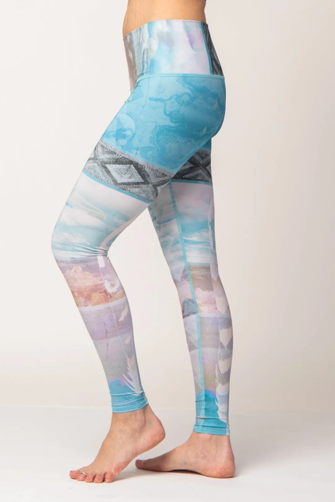 Tarot Magic Hot Pant